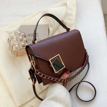 Retro Chain Messenger Flap